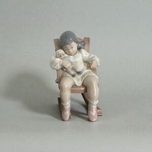 Lladro Porcelain Girl with Doll in Pink and Gray